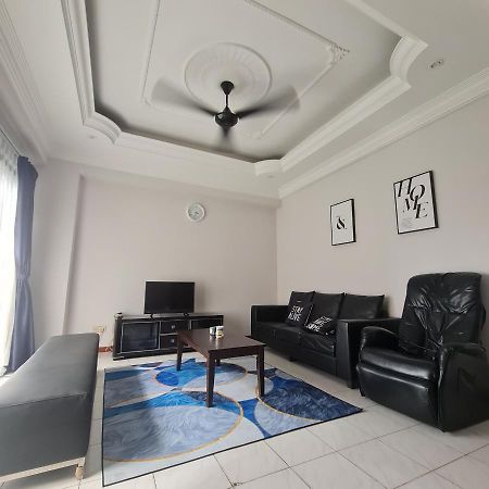 Y Homes Kota Kinabalu Bagian luar foto