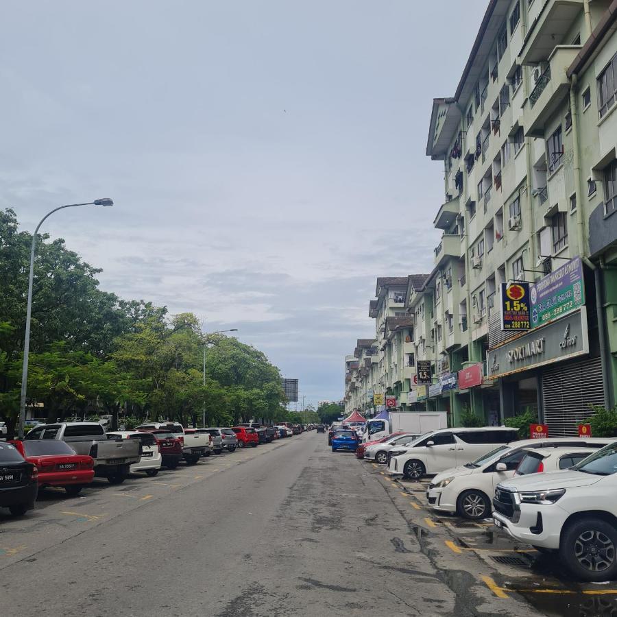 Y Homes Kota Kinabalu Bagian luar foto