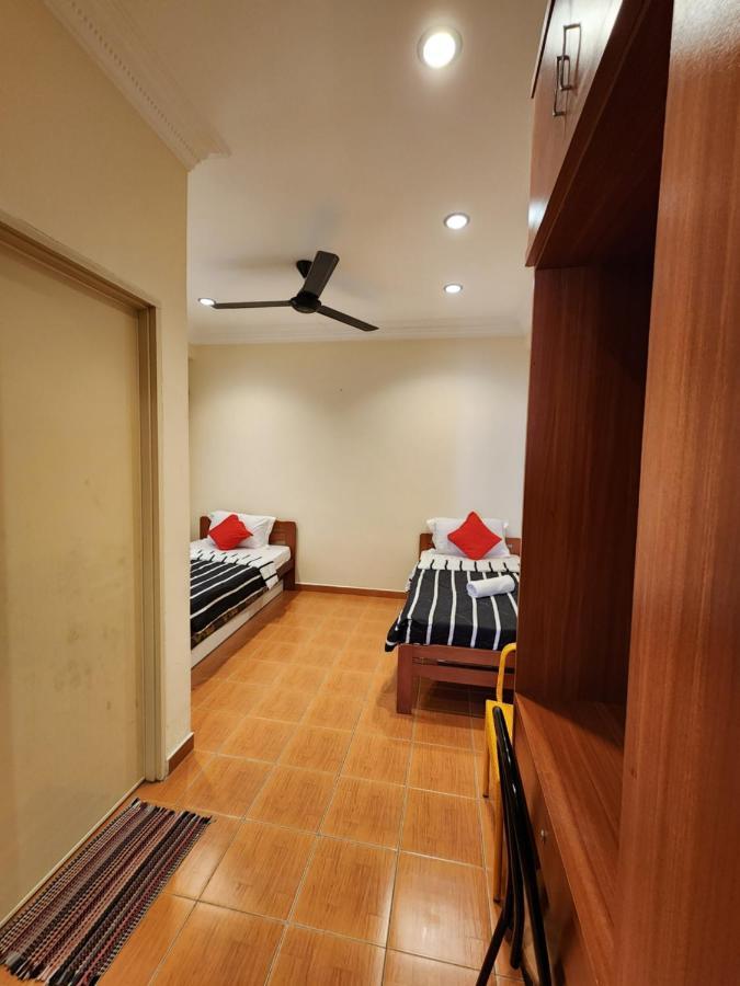 Y Homes Kota Kinabalu Bagian luar foto