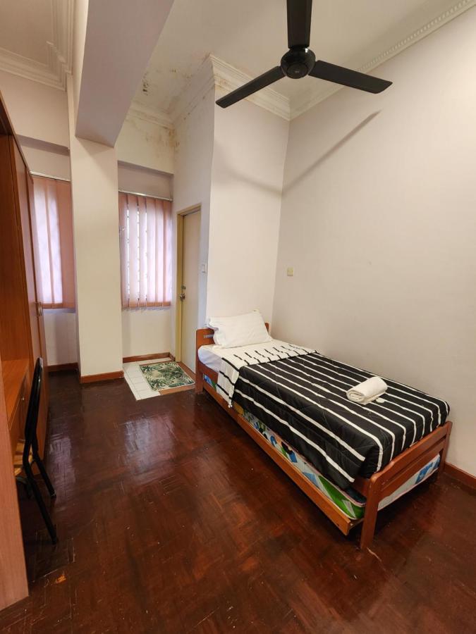 Y Homes Kota Kinabalu Bagian luar foto