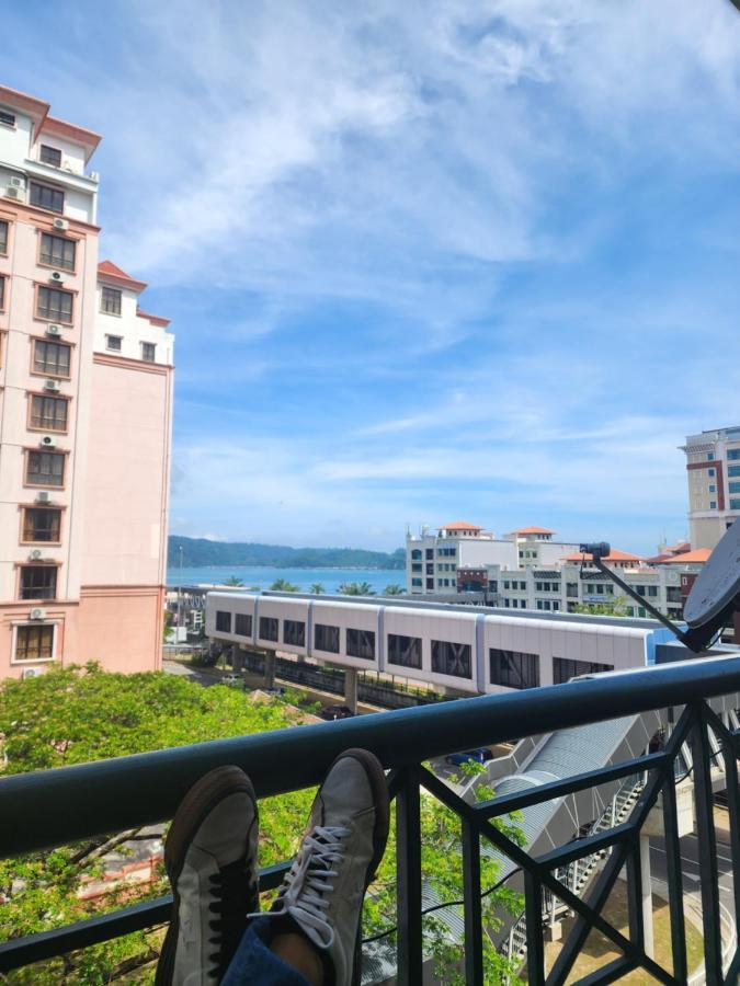 Y Homes Kota Kinabalu Bagian luar foto