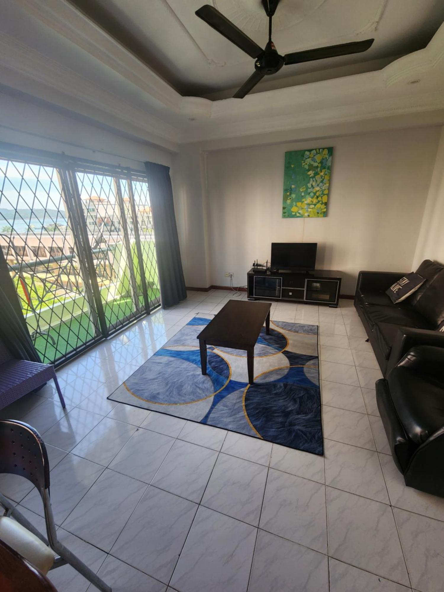 Y Homes Kota Kinabalu Bagian luar foto