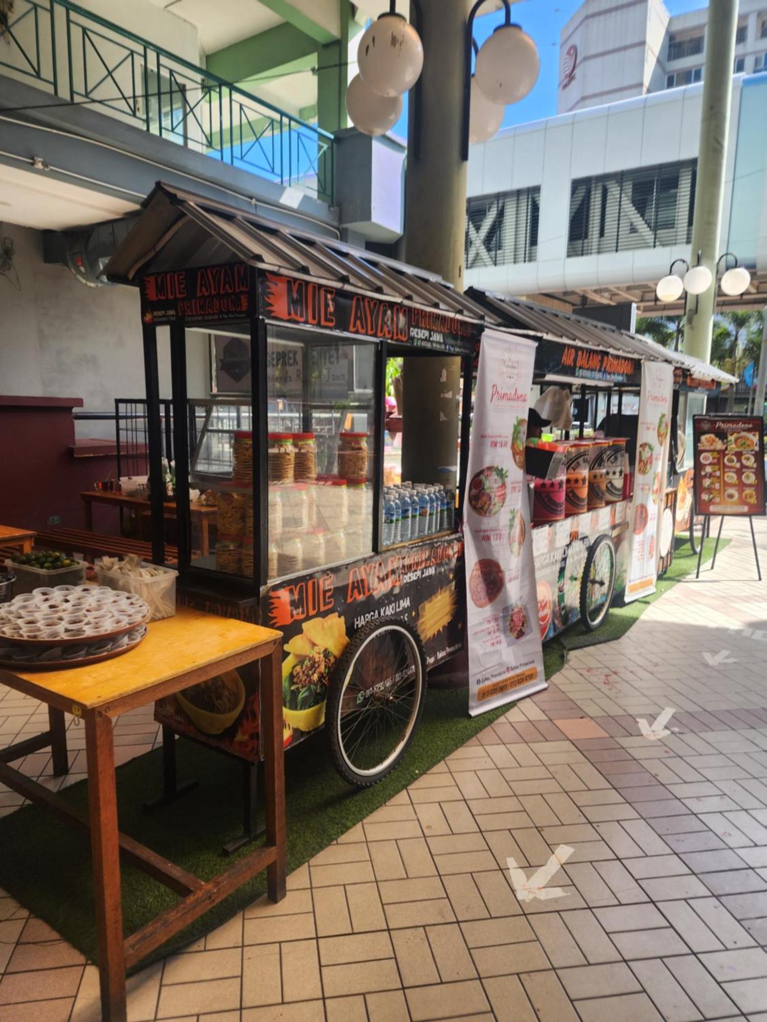 Y Homes Kota Kinabalu Bagian luar foto